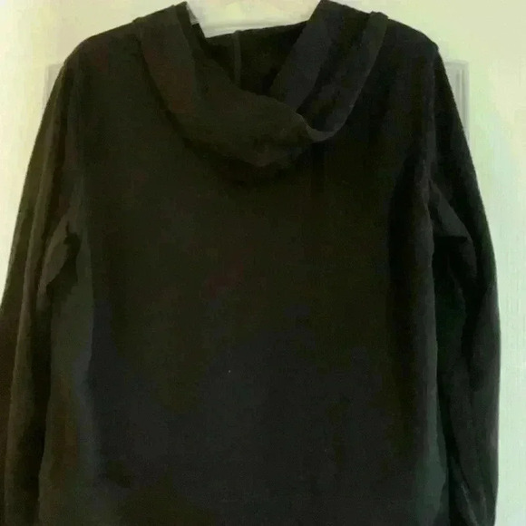 🔥2/30$🔥GAP  youth black cotton blend soft hoodie. Could fit medium in women’s - Picture 5 of 6